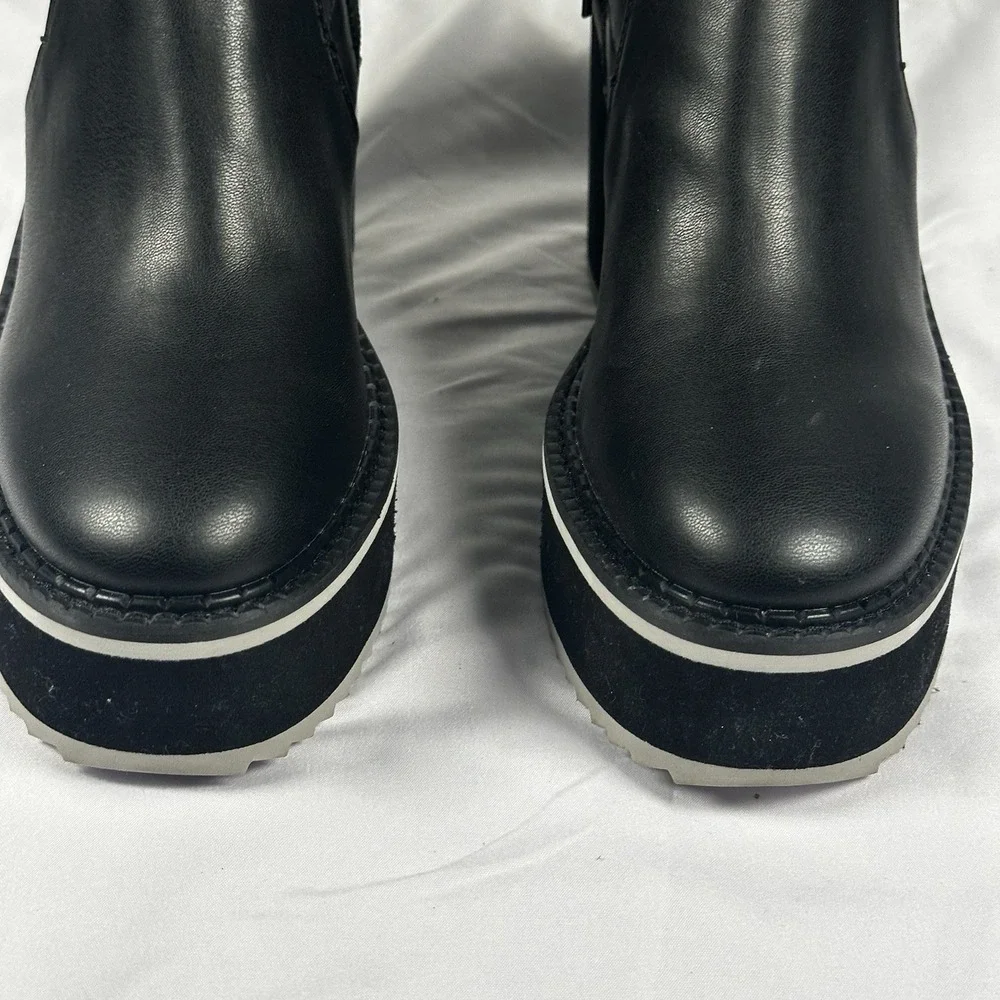 Naked Feet Apex Wedge Knee-high Boots Black‎ Faux Leather Size 9 Women's EUC